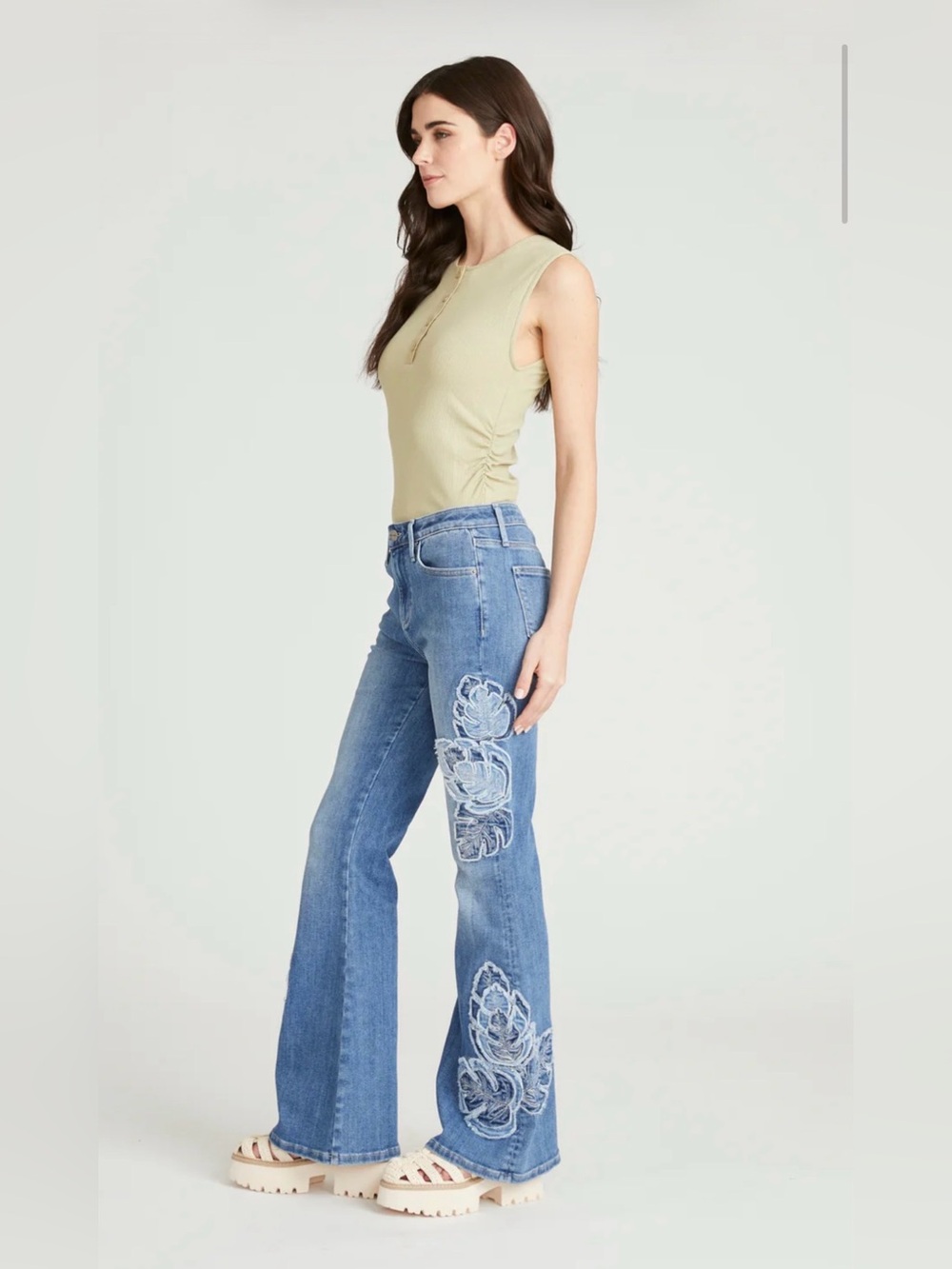 Brand New Never Been worn Driftwood Farrah Jean with Patchwork Palm embroidery